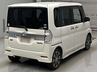 DAIHATSU TANTO 2014