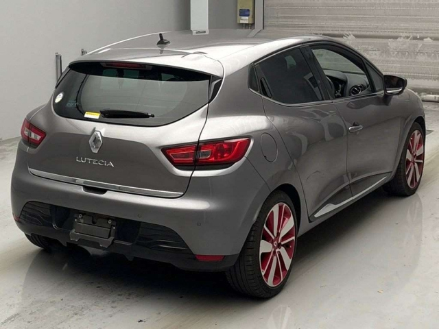 RENAULT LUTECIA 2013