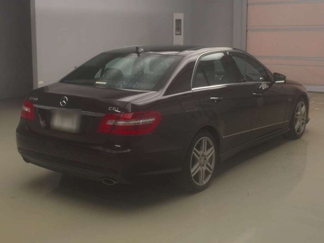 MERCEDES BENZ E CLASS 2011