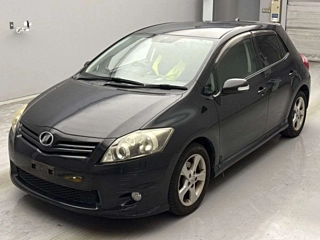 TOYOTA AURIS 2010