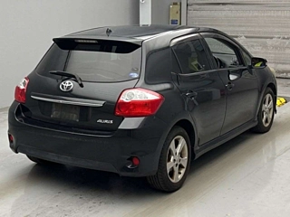 TOYOTA AURIS 2010