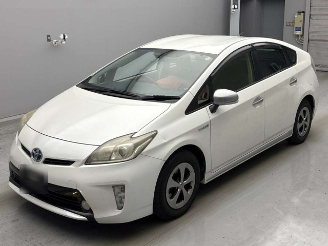 TOYOTA PRIUS 2012