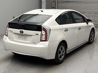 TOYOTA PRIUS 2012
