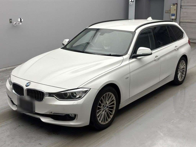 BMW 3 SERIES 2013
