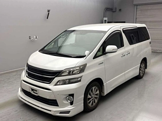 TOYOTA VELLFIRE 2013