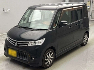 NISSAN ROOX 2010