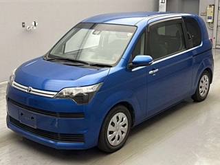 TOYOTA SPADE 2019