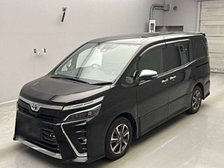 TOYOTA VOXY 2020