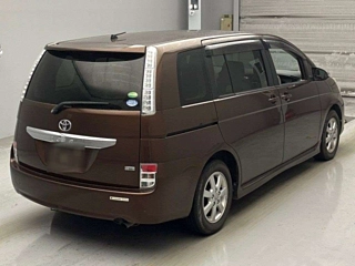 TOYOTA ISIS 2014