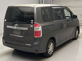 TOYOTA NOAH 2008