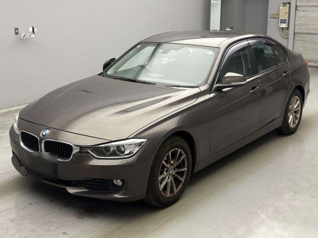 BMW 3 SERIES 2013