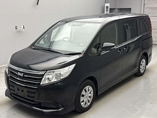 TOYOTA NOAH 2015