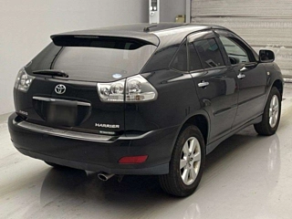 TOYOTA HARRIER 2011
