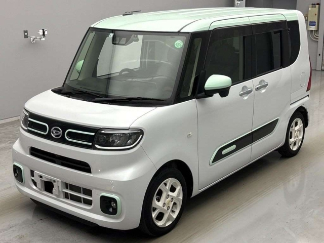 DAIHATSU TANTO 2021