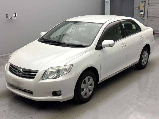 TOYOTA COROLLA AXIO 2010
