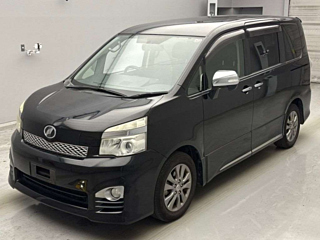 TOYOTA VOXY 2012