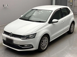 VOLKSWAGEN POLO 2015