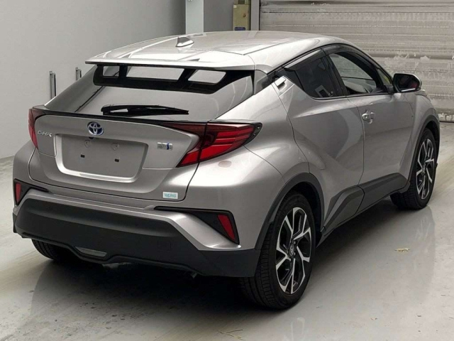 TOYOTA C-HR 2023