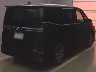 Заказать TOYOTA VOXY