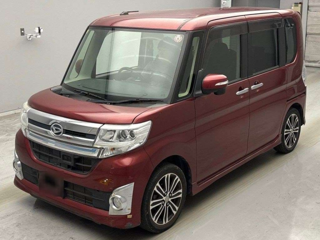 DAIHATSU TANTO 2014
