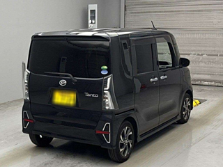 DAIHATSU TANTO 2021