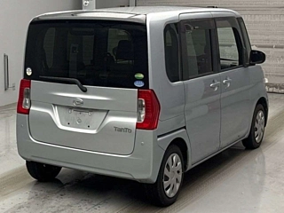 DAIHATSU TANTO 2018