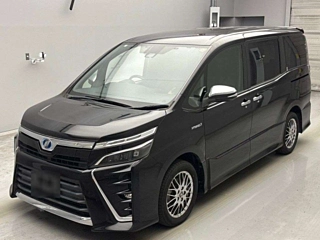 TOYOTA VOXY 2018