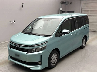 TOYOTA VOXY 2014