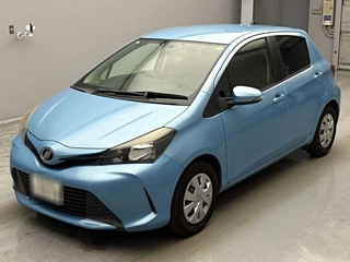 TOYOTA VITZ 2015