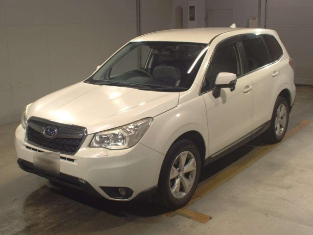 SUBARU FORESTER 2015