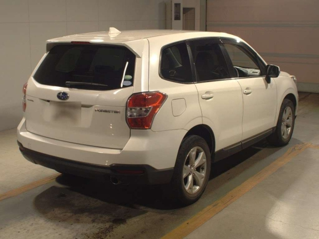 SUBARU FORESTER 2015