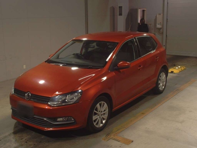 VOLKSWAGEN POLO 2014