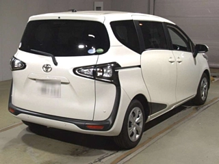 TOYOTA SIENTA 2019