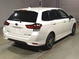 TOYOTA COROLLA FIELDER 2017