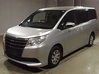 TOYOTA NOAH 2017