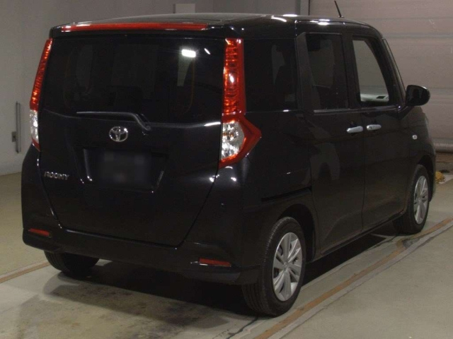 TOYOTA ROOMY 2022