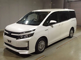 TOYOTA VOXY 2016
