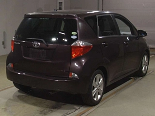 TOYOTA RACTIS 2013