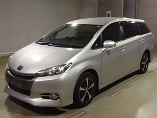 TOYOTA WISH 2015