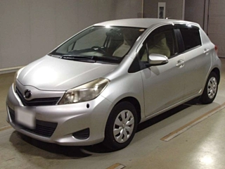 TOYOTA VITZ 2012