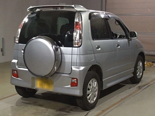 DAIHATSU TERIOS KID 2011