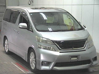Toyota Vellfire 2010