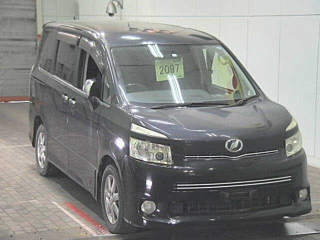 Toyota Voxy 2009