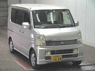 Suzuki Every 2010
