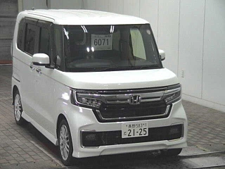 Honda N-BOX 2021