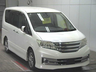 Nissan Serena 2011
