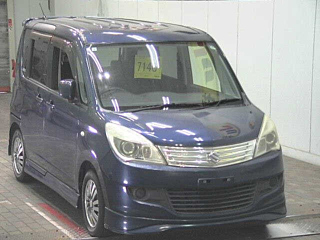 Suzuki Solio 2011