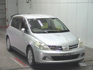 Nissan Tiida 2009