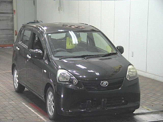 Daihatsu Mira 2011