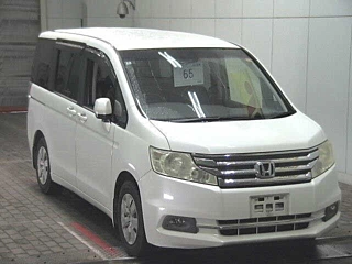 Honda Step Wagon 2014